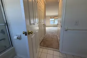 468 Great Beds Ct, Perth Amboy, NJ 08861 - Photo 21