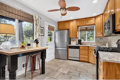 9 Michael Ct, Rockaway Township, NJ 07801 - Photo 11