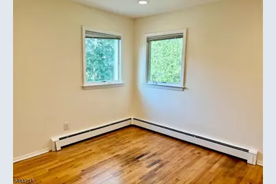 32 Pawnee Ave, Parsippany, NJ 07034 - Photo 11