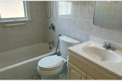 32 Pawnee Ave, Parsippany, NJ 07034 - Photo 13