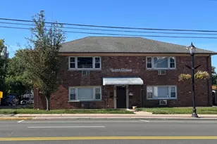 365 Bloomfield Ave, Verona, NJ 07044 - Photo 3