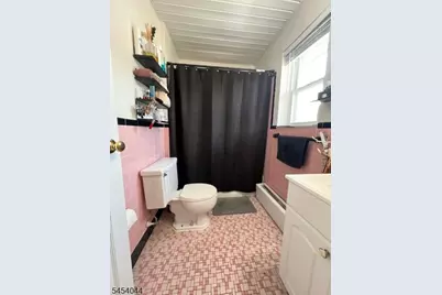 365 Bloomfield Ave, Verona, NJ 07044 - Photo 5