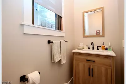 9 Watch Hill Rd, Mahwah, NJ 07430 - Photo 9