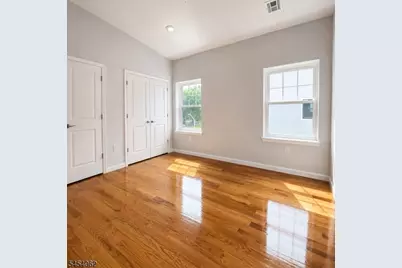 627 Thomas Blvd, Apt 2 #1, East Orange, NJ 07017 - Photo 7