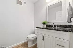 2 Bluffs Ct, Hamburg, NJ 07419 - Photo 37