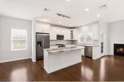 2 Bluffs Ct, Hamburg, NJ 07419 - Photo 17