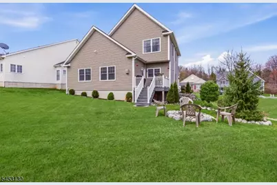 2 Bluffs Ct, Hamburg, NJ 07419 - Photo 45