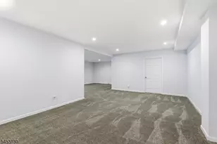 2 Bluffs Ct, Hamburg, NJ 07419 - Photo 41
