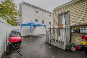 74 Lincoln Pl, Irvington, NJ 07111 - Photo 17