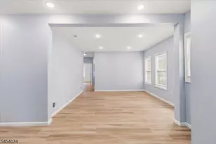 76 Grumman Ave, Newark, NJ 07112 - Photo 5