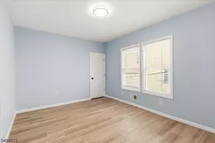 76 Grumman Ave, Newark, NJ 07112 - Photo 13