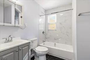 76 Grumman Ave, Newark, NJ 07112 - Photo 9