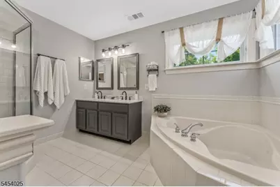 30 Meadowview Dr, Lopatcong Township, NJ 08865 - Photo 25