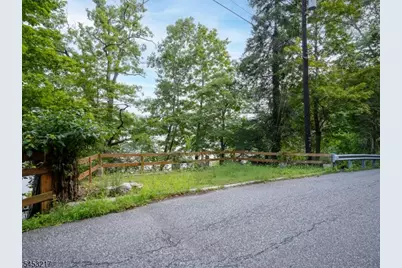 118 Lakeside Dr, Liberty Township, NJ 07823 - Photo 13