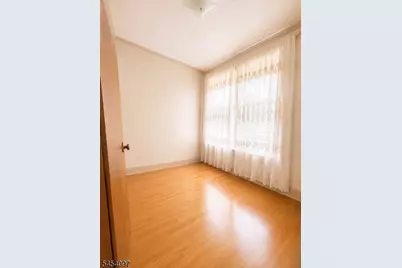 22 Quinn St, Paterson, NJ 07501 - Photo 5