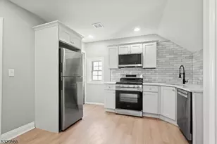 149 S Park St, Elizabeth, NJ 07206 - Photo 9