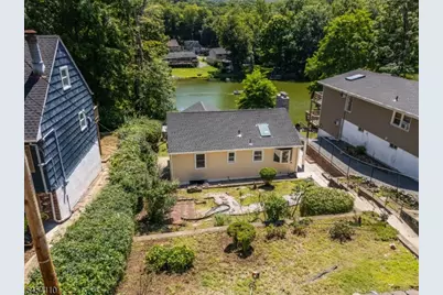 235 Skyline Lake Dr, Ringwood, NJ 07456 - Photo 19