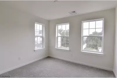 712 Parkview Ln, Rockaway Township, NJ 07866 - Photo 5