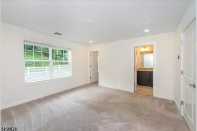 712 Parkview Ln, Rockaway Township, NJ 07866 - Photo 7