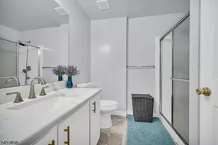 200 Barringer Dr, Nutley, NJ 07110 - Photo 17