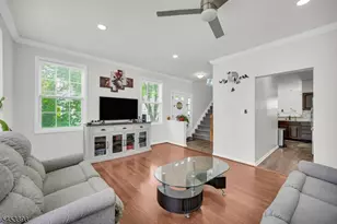 200 Barringer Dr, Nutley, NJ 07110 - Photo 7