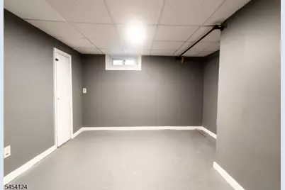 640 Warfield Rd, North Plainfield, NJ 07063 - Photo 17