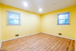 640 Warfield Rd, North Plainfield, NJ 07063 - Photo 11