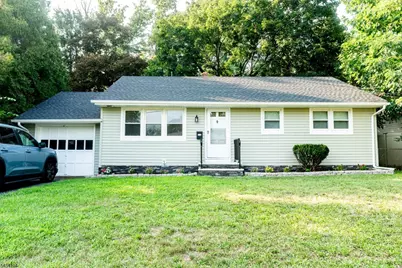 640 Warfield Rd, North Plainfield, NJ 07063 - Photo 1