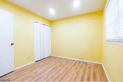 640 Warfield Rd, North Plainfield, NJ 07063 - Photo 9