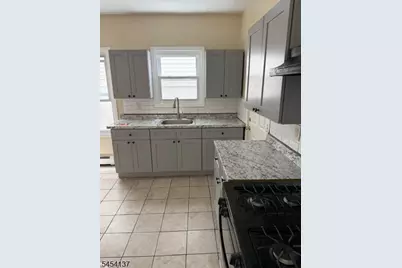 214 Clark Pl, Elizabeth, NJ 07206 - Photo 3