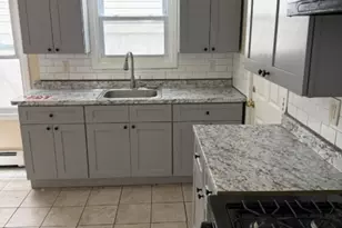 214 Clark Pl, Elizabeth, NJ 07206 - Photo 3