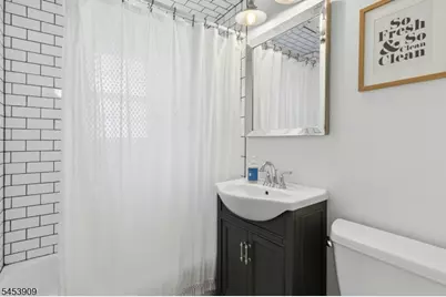 8 Cherokee Road, Cranford Township, NJ 07016 - Photo 17