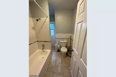 176 Goldsmith Ave #3, Newark, NJ 07112 - Photo 11
