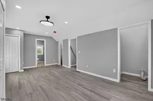 33 Race St, Bloomfield, NJ 07003 - Photo 15