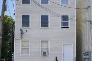 23 Highland St, Paterson, NJ 07524 - Photo 1