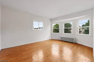 49 Livingston Ave, Lyndhurst Township, NJ 07071 - Photo 11