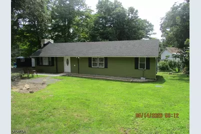4 Mohawk Trl, Hopatcong, NJ 07821 - Photo 1