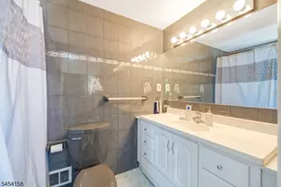 1607 Broad St, Bloomfield, NJ 07003 - Photo 15