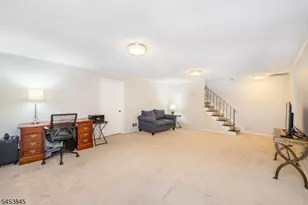 81 Brandywyne Dr, Florham Park, NJ 07932 - Photo 15