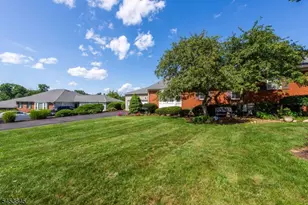 81 Brandywyne Dr, Florham Park, NJ 07932 - Photo 19