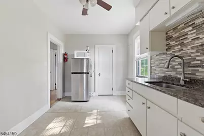 83 Hudson #2nd, Clifton, NJ 07011 - Photo 5