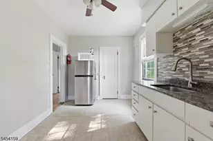 83 Hudson, Clifton, NJ 07011 - Photo 5