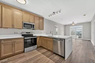 7 Theta Dr, Vernon Twp., NJ 07462 - Photo 9
