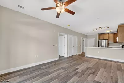 7 Theta Dr #102, Vernon Twp., NJ 07462 - Photo 3