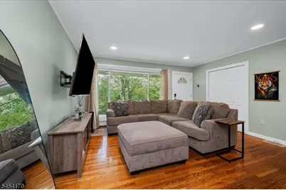 8 C O Dr, Byram Township, NJ 07821 - Photo 5