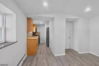 229 Parkinson Ave, Hamilton Township, NJ 08610 - Photo 23