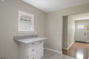 83 Chestnut St, Morristown, NJ 07960 - Photo 5