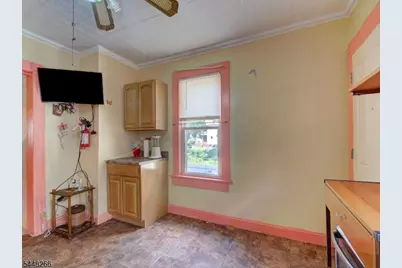 22 Kensington Pl, East Orange, NJ 07017 - Photo 13