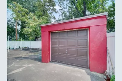 22 Kensington Pl, East Orange, NJ 07017 - Photo 5