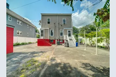 22 Kensington Pl, East Orange, NJ 07017 - Photo 35
